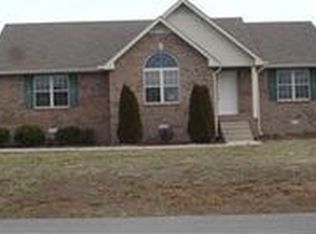 900 Buckrun Ct, Lebanon, TN 37087