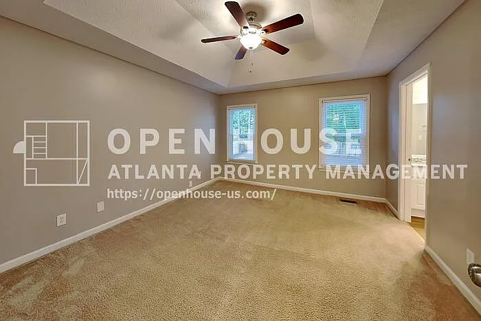 600 Glendale Forest Dr — Photo 9
