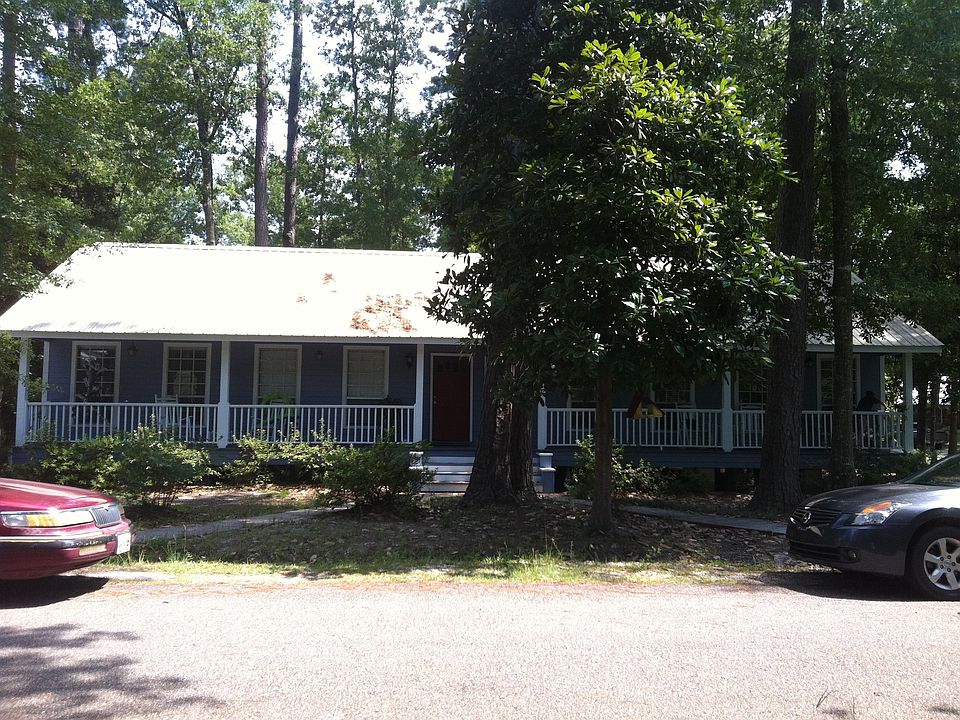 Front of duplex-left side for rent