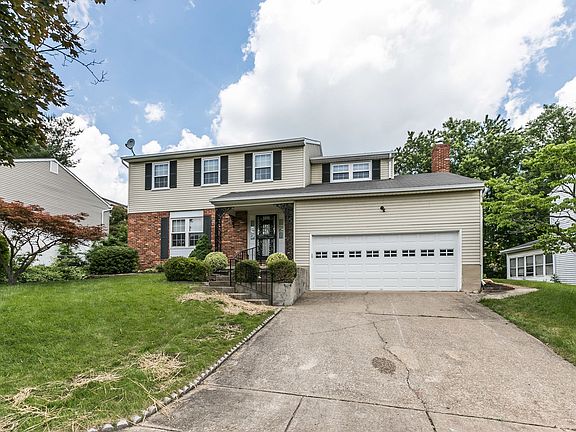 3rd image of 324 Silky Oak Ct