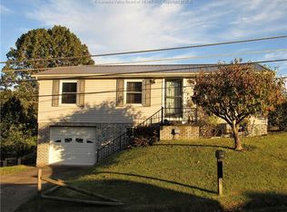 506 Fairview Dr, Saint Albans, WV 25177