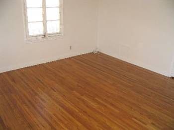 5th image of 431 N Genesee Ave