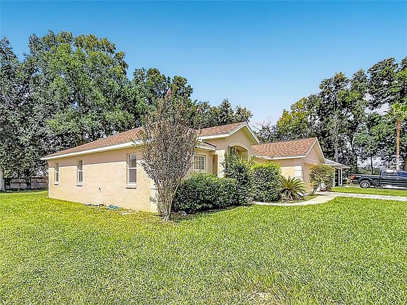 4th image of 8024 SW 62ND AVENUE