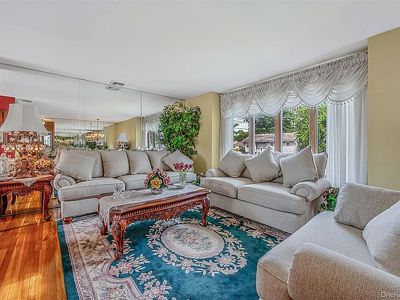 5th image of 34 Ruland Road