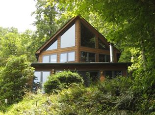 497 Lakeview Dr, Butler, TN 37640