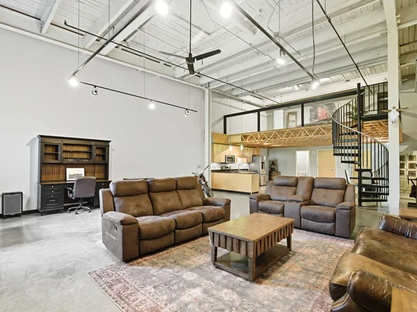 201 Price Rd APT 217, Lexington, KY 40511