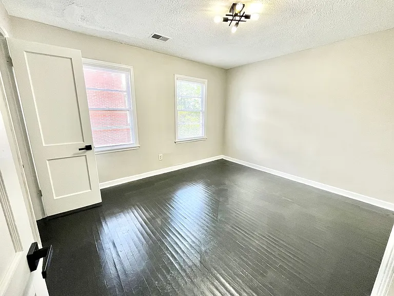 4840 Southside Drive-New — Photo 17