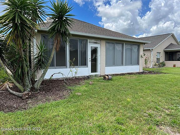 3rd image of 2420 Savannah Blvd