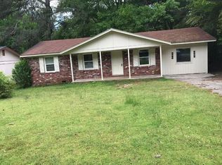 49 Oldenburg Dr, Riverdale, GA 30274