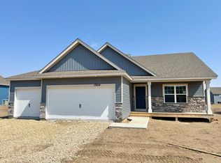 17504 Dunkirk Way, Lakeville, MN 55044