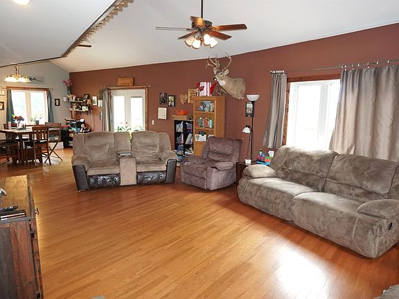 4th image of 512 Seneca Heights Ave