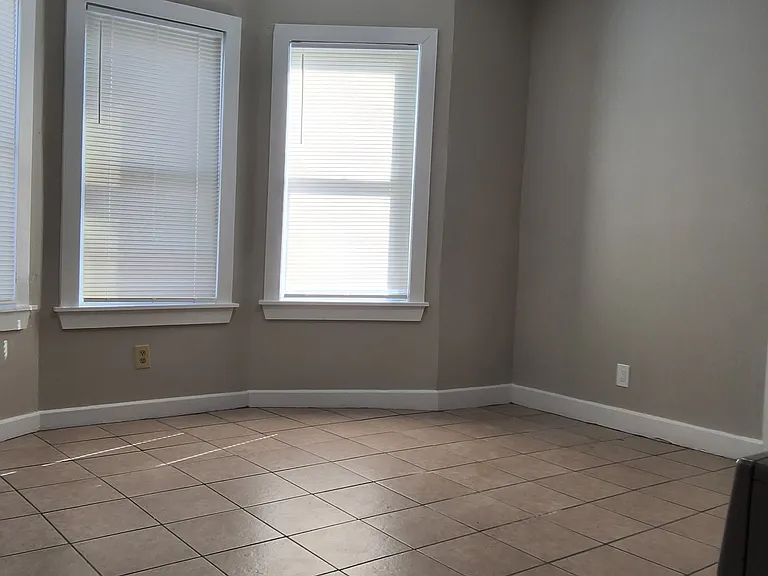 98 County Street 98 #A — Photo 6