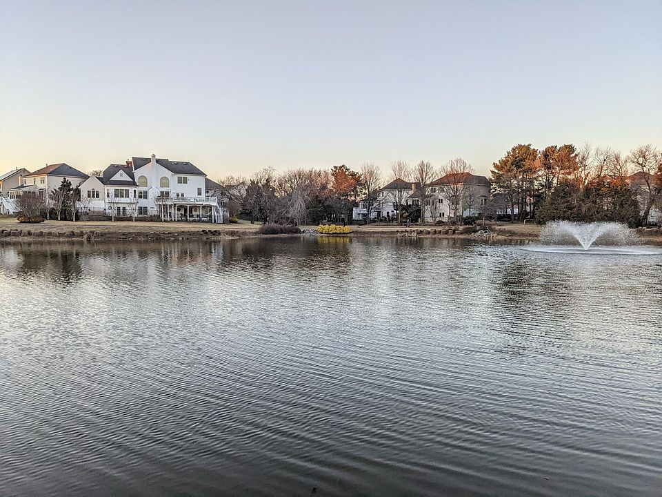 A beautiful lake located in our community, stocked with fish in the summer! Walking and jogging path all around it.