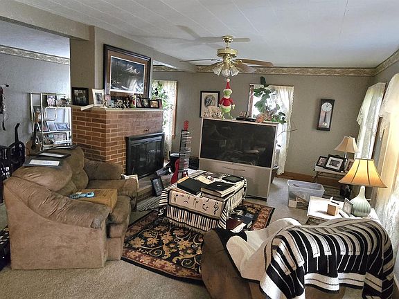 2nd image of 3010 Pierce St