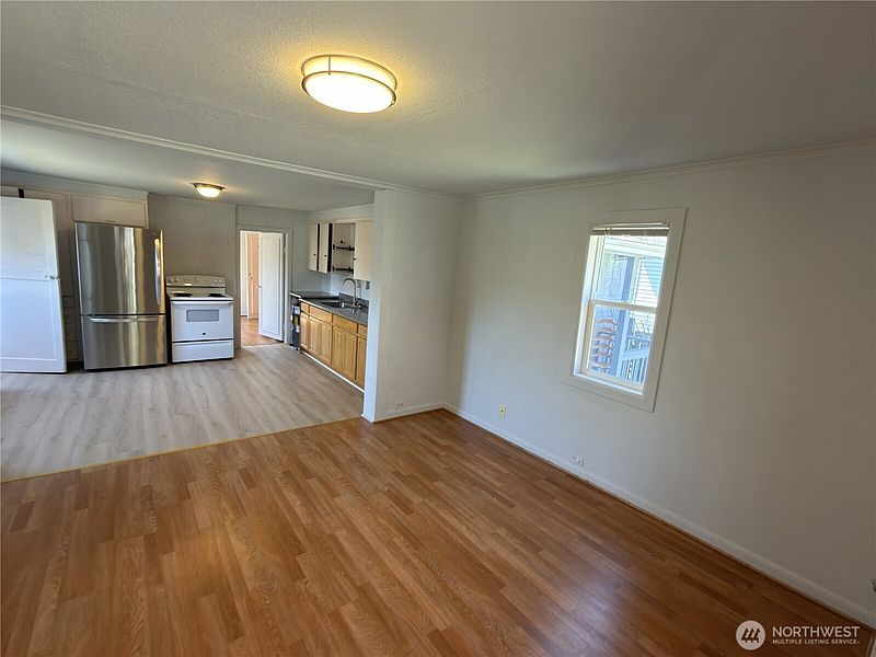 4th image of 1409 NW 54th Street
