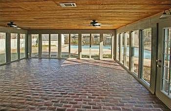 3rd image of 1820 Malabar Dr