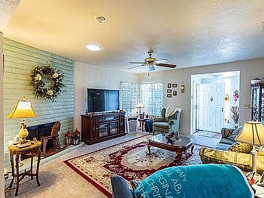 3rd image of 6836 Trovita Way