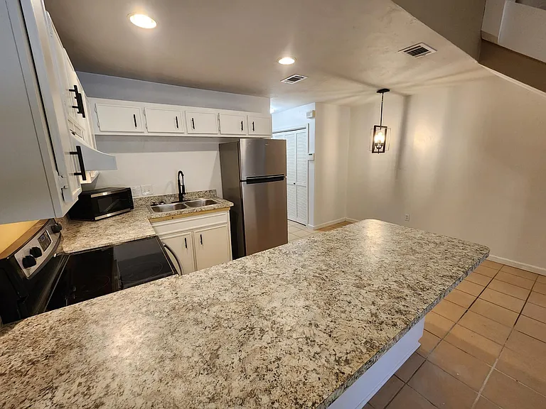 1157 Ocala Rd — Photo 6