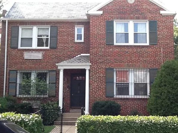 118 9th St NE APT 2, Washington, DC 20002