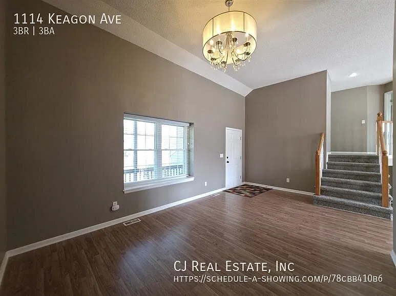 3 bed, $2,295 — Photo 2