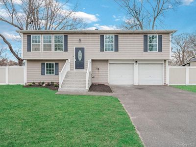 45 Magnolia Drive, Selden, NY, 11784
