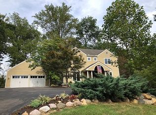 570 Four Mile Rd, Cincinnati, OH 45230