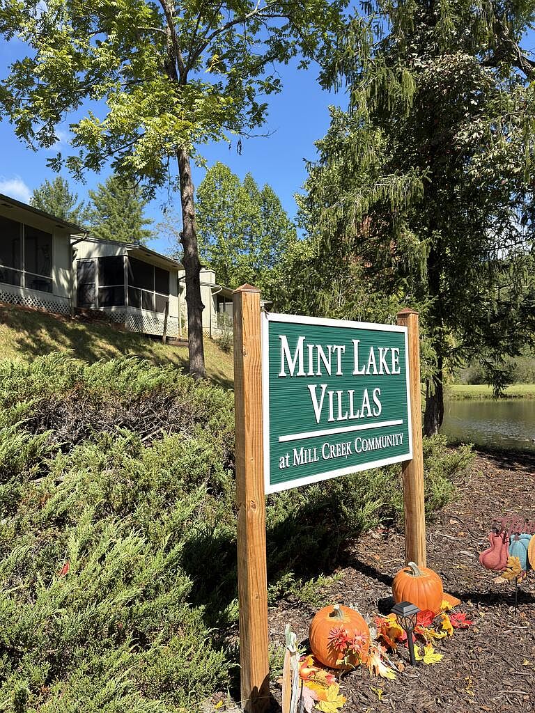 62 Mint Lake Ct E — The Golf Club at Mill Creek