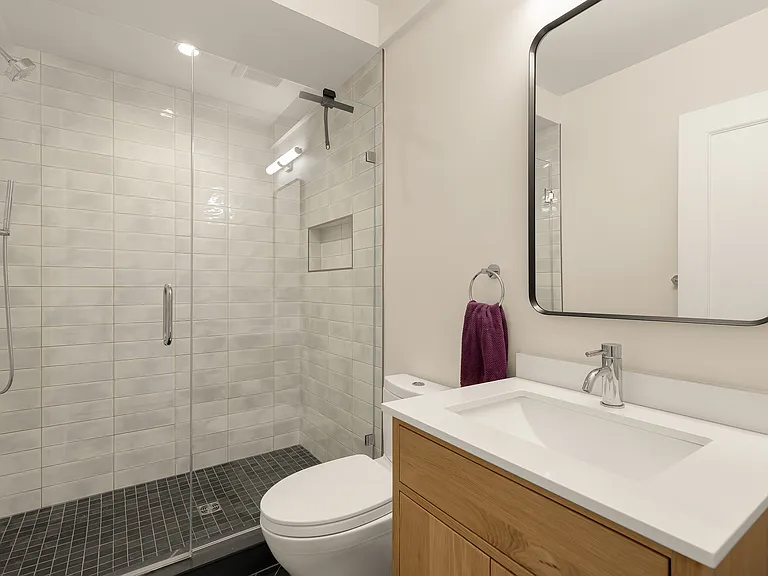 2952 Macomb St NW — Photo 37