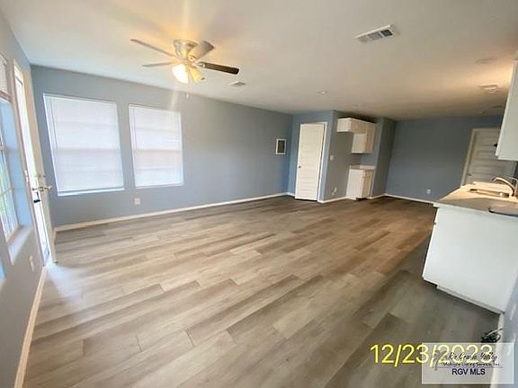3rd image of 1000 La Costa Dr