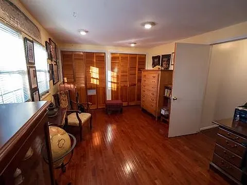 121 77th St #BACK HOUSE — Photo 16