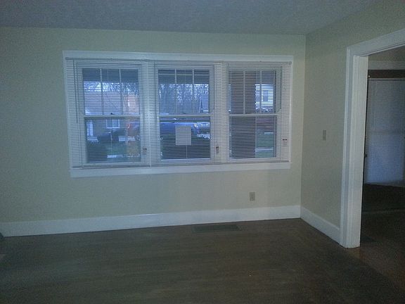 2nd image of 1670 Kellywood Ave