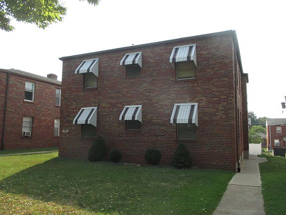 2nd image of 3927 Jamieson Ave APT 1E