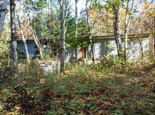 5915 Iowa Dr, Hood River, OR 97031