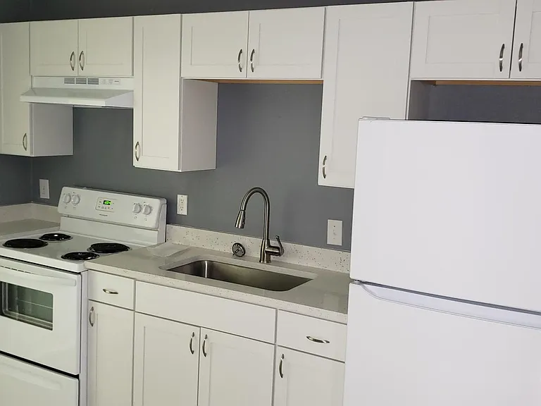822 Shayne St — Photo 3