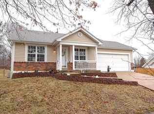 5641 Dove Meadow Ln, Saint Louis, MO 63129