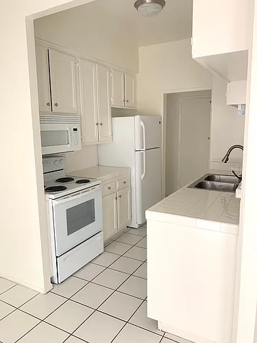1380 Midvale Avenue Photo 1