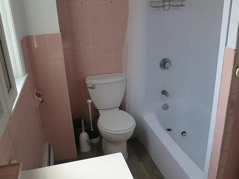 286 Highland Ave — Photo 15