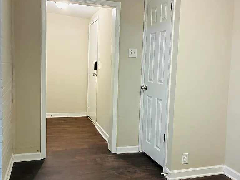819 Buffalo St #B — Photo 5