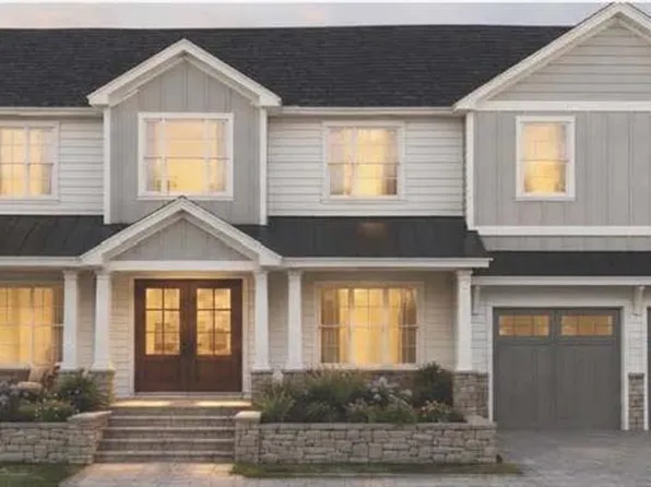 7 Broadview Ave, Bristol, RI 02809
