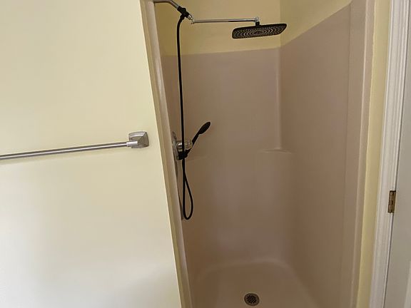 2nd image of 518 Forest St