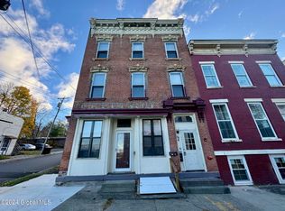 164 9th St, Troy, NY 12180