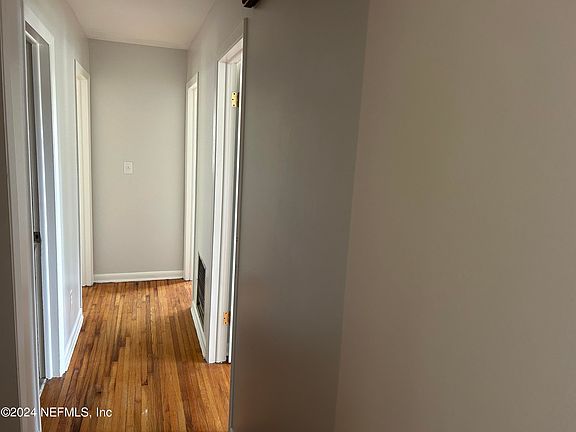 4th image of 1608 TOWNSEND Boulevard