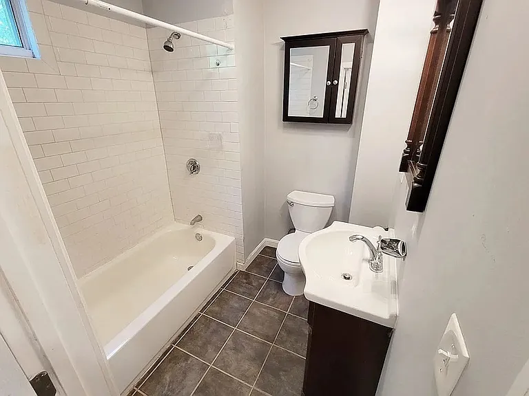 39 Pinckney St #2 — Photo 6