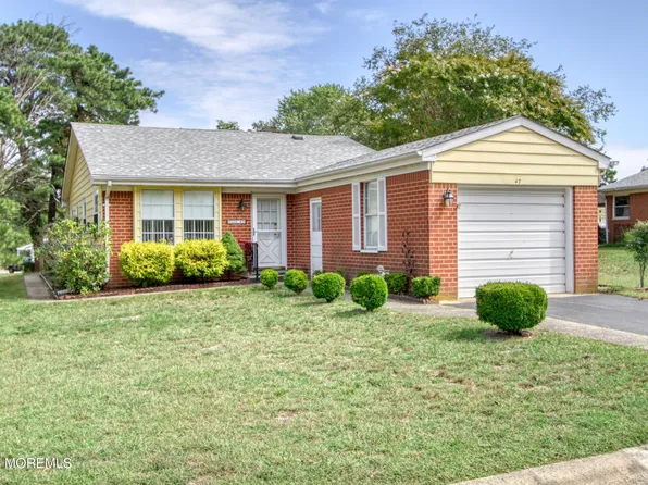 47 Franklin Lane, Whiting, NJ 08759