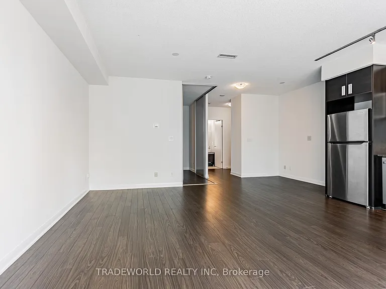 205 Frederick St #909 — Photo 27