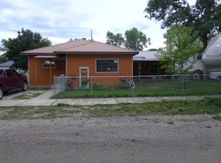 421 W Virginia St, Lewistown, MT 59457