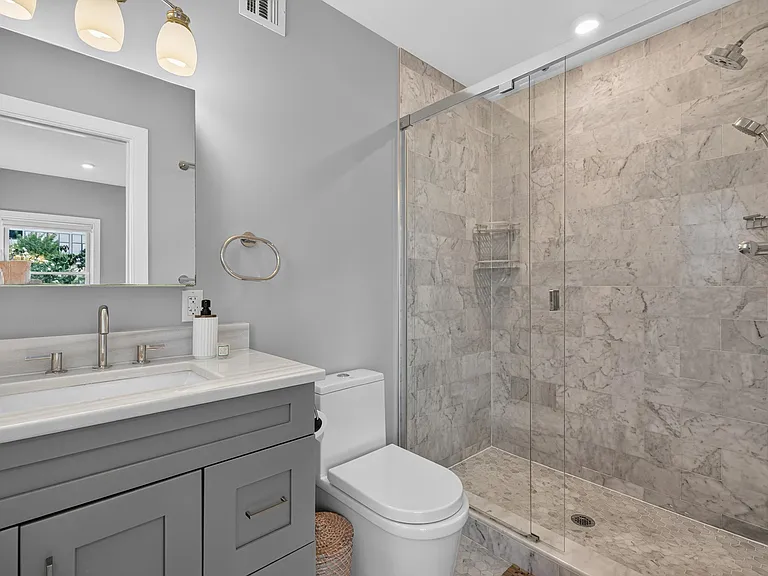 112 Webster Ave #1 — Photo 33
