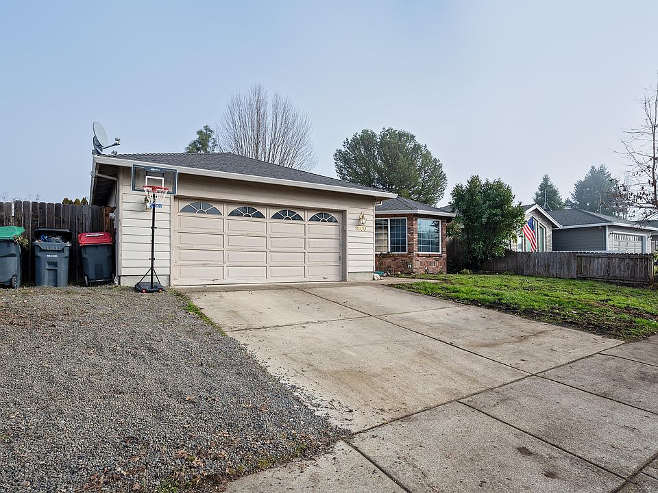 1st image of 1860 Cottonwood Dr