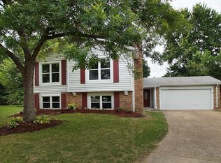 19 Sugar Leaf Dr, Saint Peters, MO