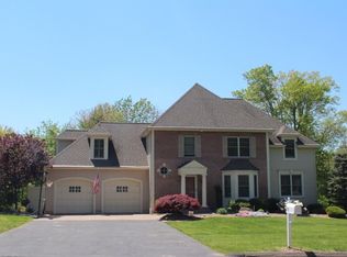 11 Winchester Way, Cromwell, CT 06416